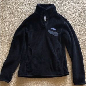 Black Patagonia pullover